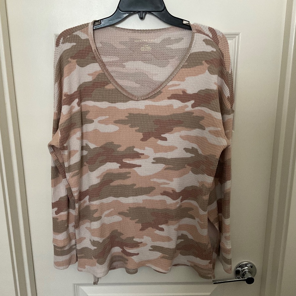 American Eagle Camo Waffle Knit Oversized Thermal - Size Small